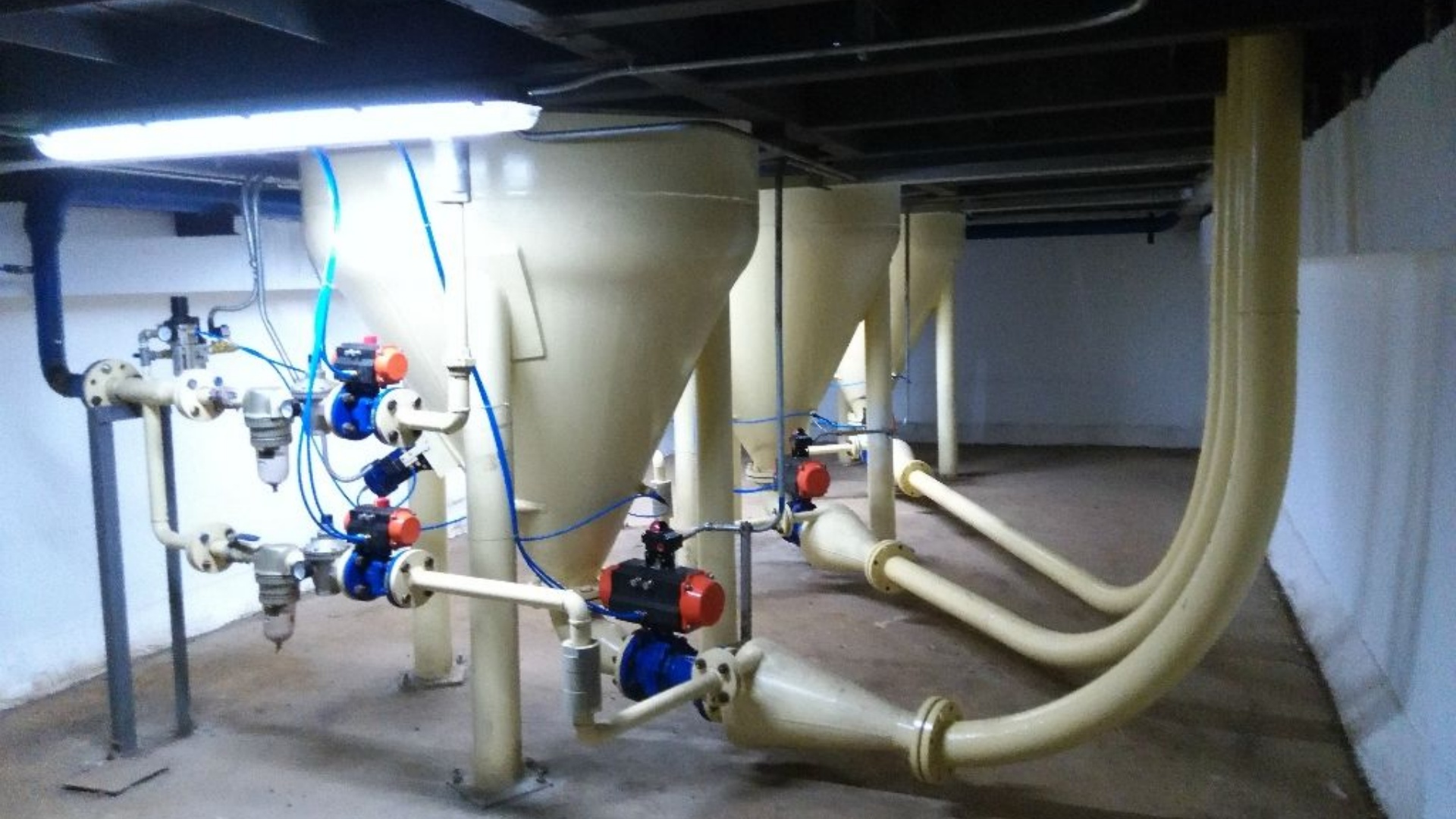 洁净室真空清扫的设备故障率行业标准