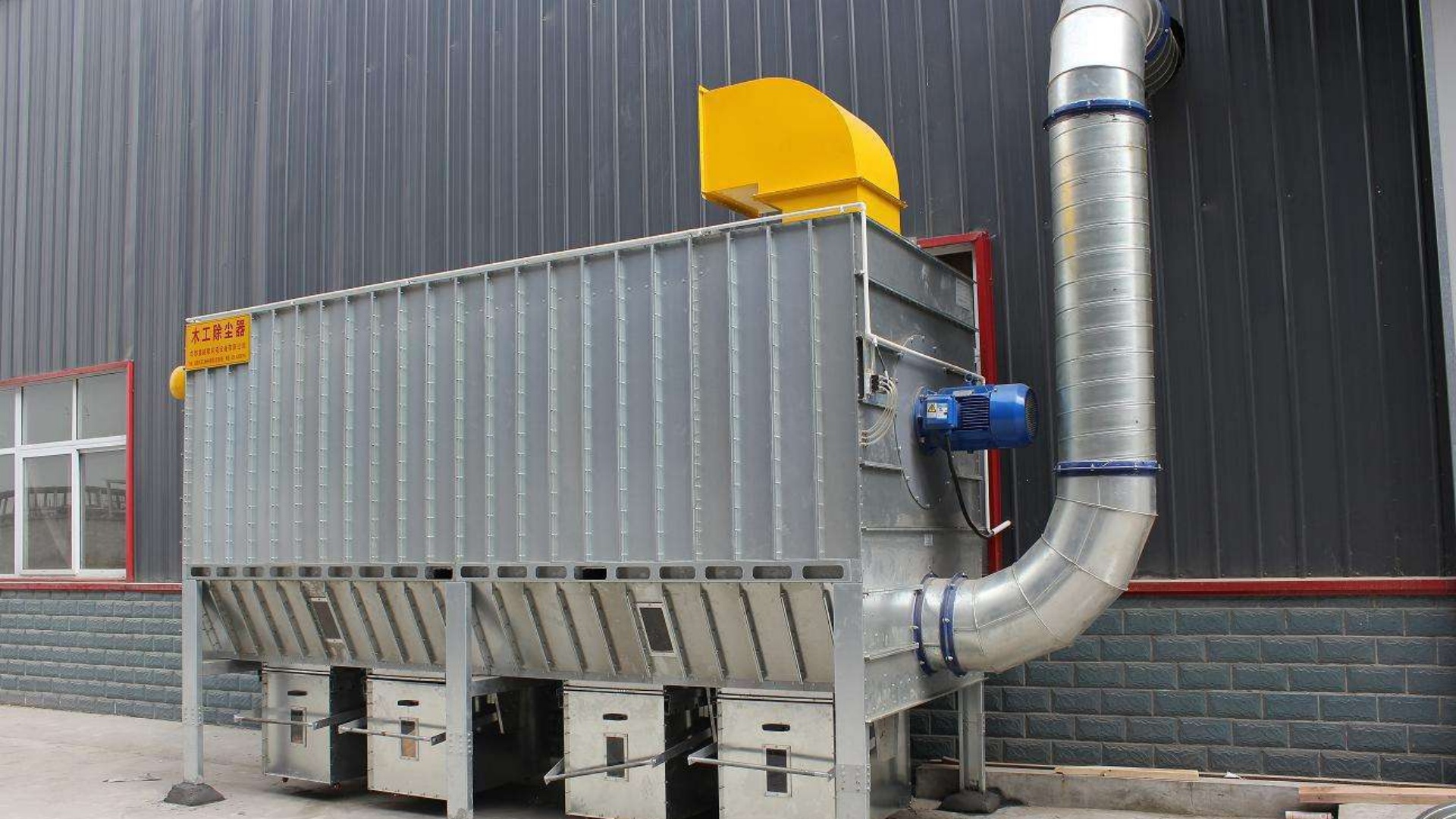 电厂炉膛清灰吸尘车如何选型